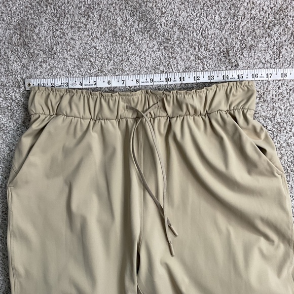 LULULEMON Keep Moving Joggers in Trench Beige Tan (W5DCRS) Size  10 Activewear - Picture 8 of 12
